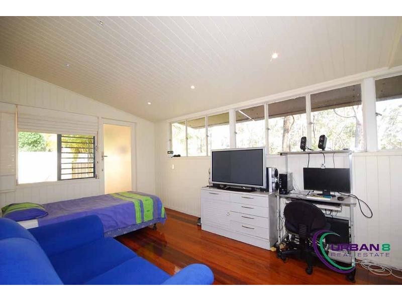 206 Brookfield Road, Kenmore Hills QLD 4069